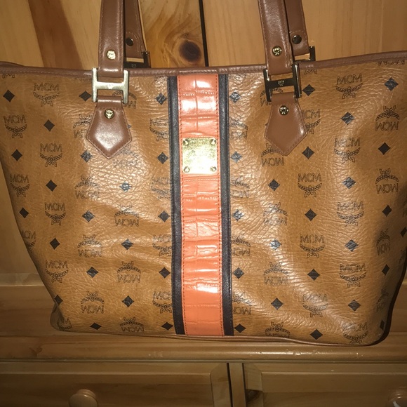 AUTHENTIC COGNAC “MCM” LARGE TOTE BAG - Picture 2 of 16